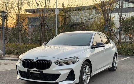 BMW 1 серия, 2021 год, 1 750 000 рублей, 1 фотография