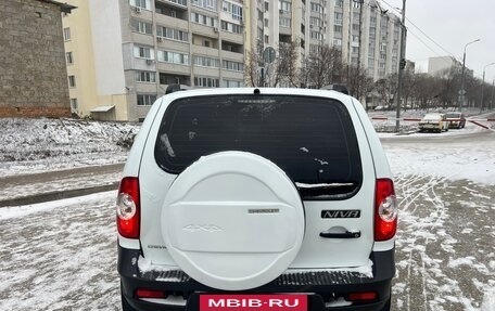 Chevrolet Niva I рестайлинг, 2014 год, 695 000 рублей, 4 фотография