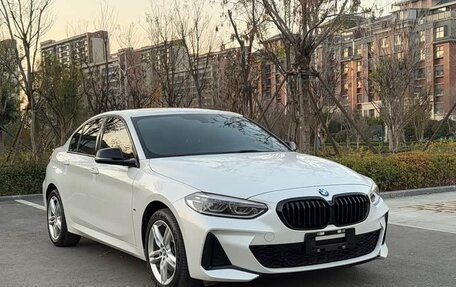 BMW 1 серия, 2021 год, 1 750 000 рублей, 3 фотография