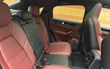 Porsche Cayenne III, 2025 год, 18 990 000 рублей, 17 фотография