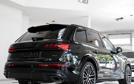 Audi Q7, 2024 год, 17 490 000 рублей, 3 фотография
