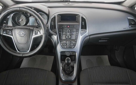 Opel Astra J, 2011 год, 969 000 рублей, 13 фотография