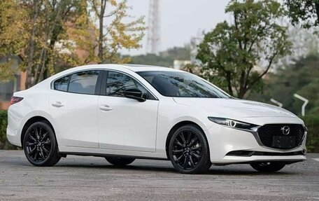 Mazda 3, 2021 год, 1 850 000 рублей, 1 фотография