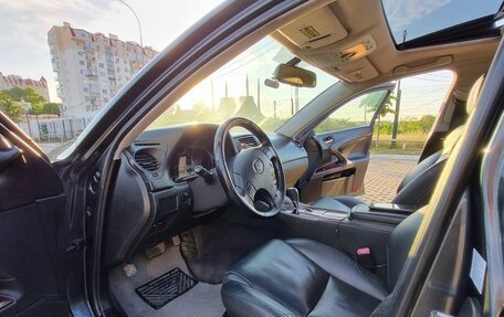 Lexus IS II рестайлинг 2, 2006 год, 1 500 000 рублей, 19 фотография