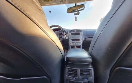 Lexus IS II рестайлинг 2, 2006 год, 1 500 000 рублей, 24 фотография