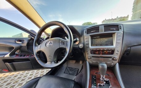 Lexus IS II рестайлинг 2, 2006 год, 1 500 000 рублей, 26 фотография