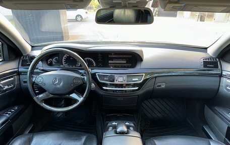 Mercedes-Benz S-Класс, 2012 год, 1 900 000 рублей, 28 фотография