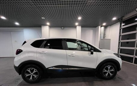 Renault Kaptur I рестайлинг, 2020 год, 1 535 000 рублей, 2 фотография