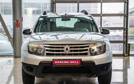 Renault Duster I рестайлинг, 2013 год, 898 000 рублей, 2 фотография