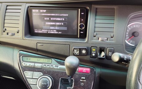 Toyota ISis I, 2012 год, 1 200 000 рублей, 6 фотография