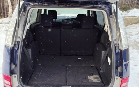 Toyota ISis I, 2012 год, 1 200 000 рублей, 11 фотография