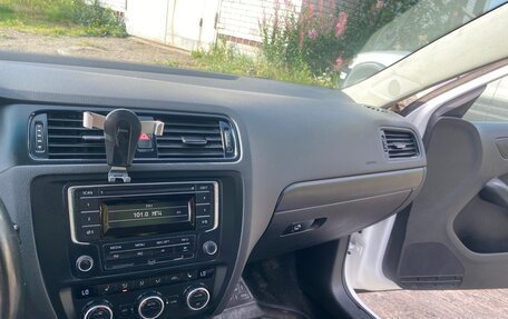 Volkswagen Jetta VI, 2014 год, 630 000 рублей, 18 фотография