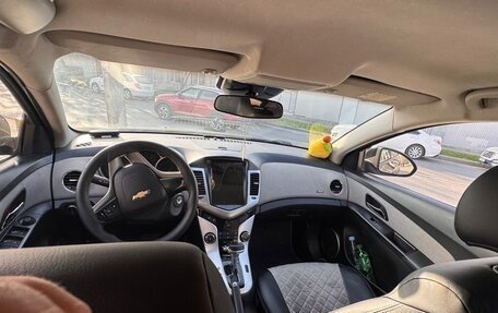 Chevrolet Cruze II, 2012 год, 800 000 рублей, 4 фотография