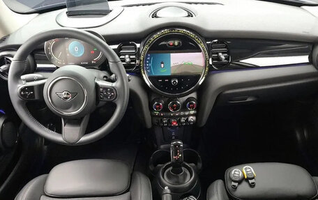 MINI Hatch, 2022 год, 2 700 000 рублей, 7 фотография