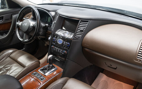 Infiniti FX II, 2011 год, 2 099 000 рублей, 10 фотография