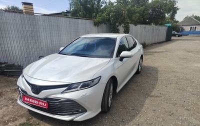 Toyota Camry, 2019 год, 3 450 000 рублей, 1 фотография