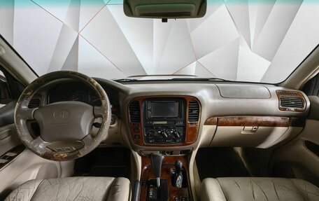 Toyota Land Cruiser 100 рестайлинг 2, 2000 год, 1 049 000 рублей, 10 фотография