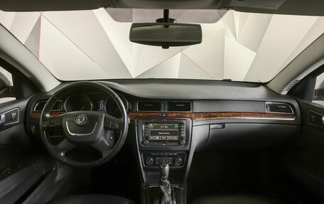 Skoda Superb III рестайлинг, 2013 год, 949 000 рублей, 10 фотография