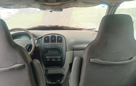 Dodge Caravan IV, 2001 год, 199 999 рублей, 5 фотография