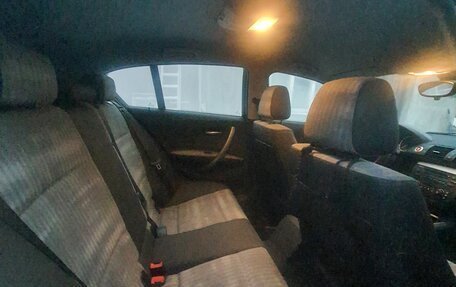 BMW 1 серия, 2006 год, 600 000 рублей, 5 фотография