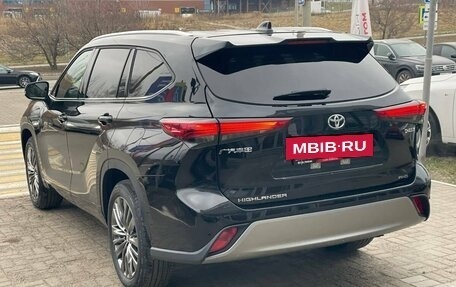 Toyota Highlander, 2025 год, 5 675 000 рублей, 7 фотография