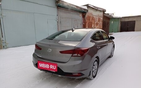 Hyundai Elantra VI рестайлинг, 2019 год, 1 700 000 рублей, 4 фотография