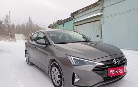 Hyundai Elantra VI рестайлинг, 2019 год, 1 700 000 рублей, 5 фотография