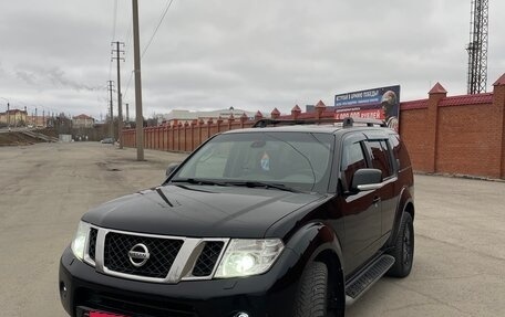 Nissan Pathfinder, 2010 год, 1 480 000 рублей, 1 фотография