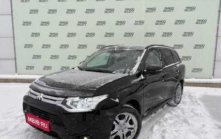 Mitsubishi Outlander III рестайлинг 3, 2013 год, 1 530 000 рублей, 1 фотография