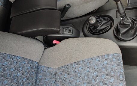 Chevrolet Niva I рестайлинг, 2005 год, 335 000 рублей, 19 фотография