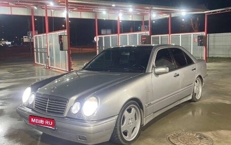 Mercedes-Benz E-Класс, 1998 год, 620 000 рублей, 2 фотография