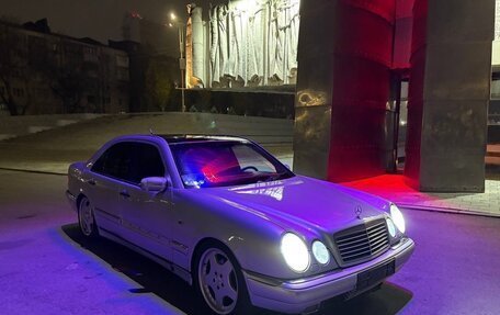 Mercedes-Benz E-Класс, 1998 год, 620 000 рублей, 35 фотография
