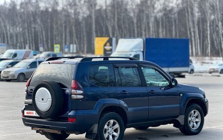 Toyota Land Cruiser Prado 120 рестайлинг, 2005 год, 1 750 000 рублей, 2 фотография