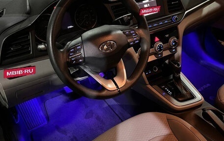 Hyundai Elantra VI рестайлинг, 2019 год, 1 530 000 рублей, 14 фотография