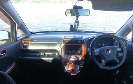 Honda Stream I рестайлинг, 2004 год, 635 000 рублей, 11 фотография