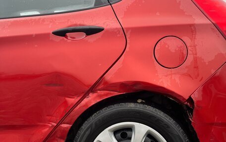 Hyundai Solaris II рестайлинг, 2011 год, 800 000 рублей, 2 фотография