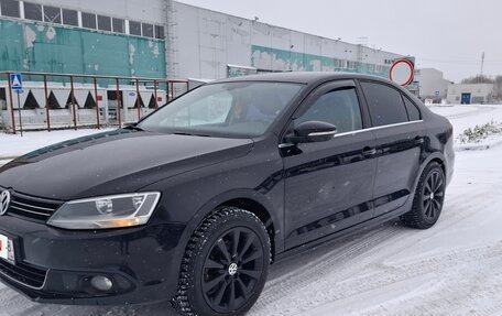 Volkswagen Jetta VI, 2011 год, 1 000 000 рублей, 5 фотография