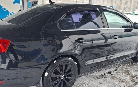 Volkswagen Jetta VI, 2011 год, 1 000 000 рублей, 15 фотография