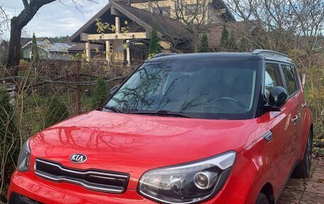 KIA Soul II рестайлинг, 2018 год, 1 600 000 рублей, 2 фотография