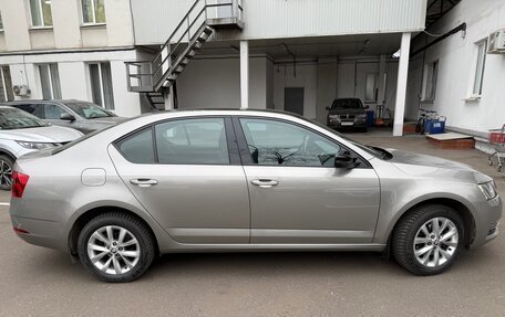 Skoda Octavia, 2018 год, 1 870 000 рублей, 5 фотография