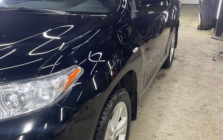 Toyota Highlander III, 2013 год, 2 300 000 рублей, 1 фотография