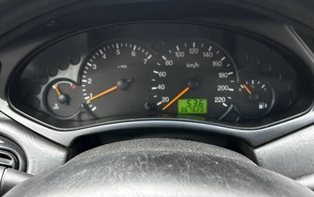 Ford Focus IV, 2003 год, 320 000 рублей, 18 фотография