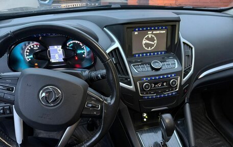 DongFeng AX7 I, 2017 год, 900 000 рублей, 10 фотография