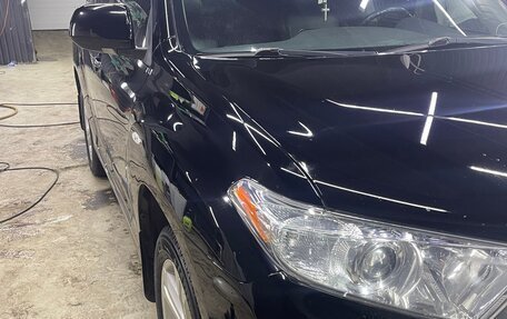 Toyota Highlander III, 2013 год, 2 300 000 рублей, 2 фотография