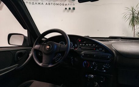 Chevrolet Niva I рестайлинг, 2019 год, 648 000 рублей, 8 фотография