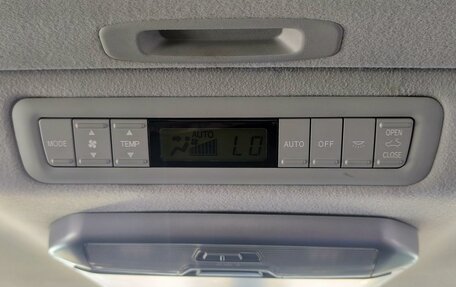 Toyota Alphard III, 2003 год, 900 000 рублей, 5 фотография