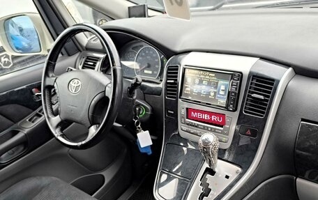 Toyota Alphard III, 2003 год, 900 000 рублей, 22 фотография