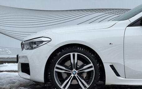 BMW 6 серия, 2018 год, 3 800 000 рублей, 2 фотография