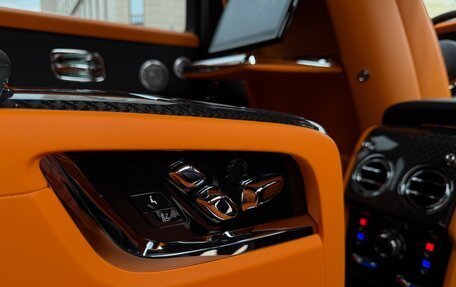 Rolls-Royce Cullinan, 2025 год, 69 975 000 рублей, 19 фотография