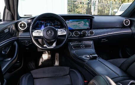 Mercedes-Benz E-Класс, 2018 год, 2 649 000 рублей, 6 фотография